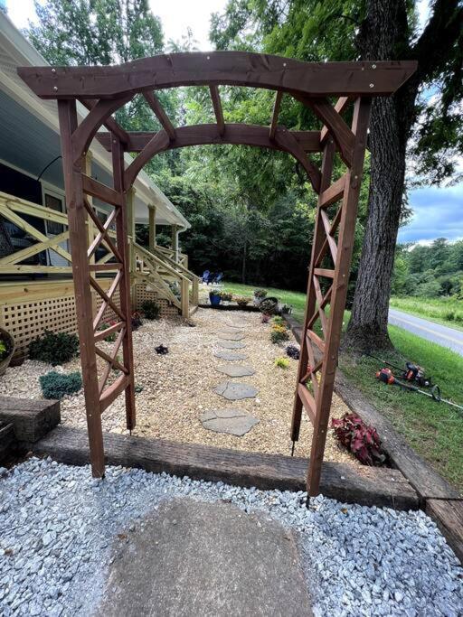 Riverside Relaxer W/Hot Tub+Fire Pit +Wifi & View 富兰克林 外观 照片